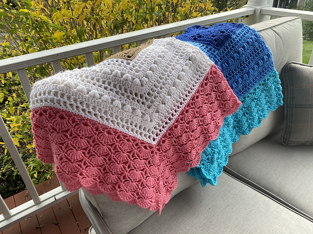 Neapolitan Blanket Throw Afghan Lapghan