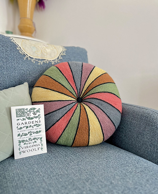 Bloomsbury Cushion