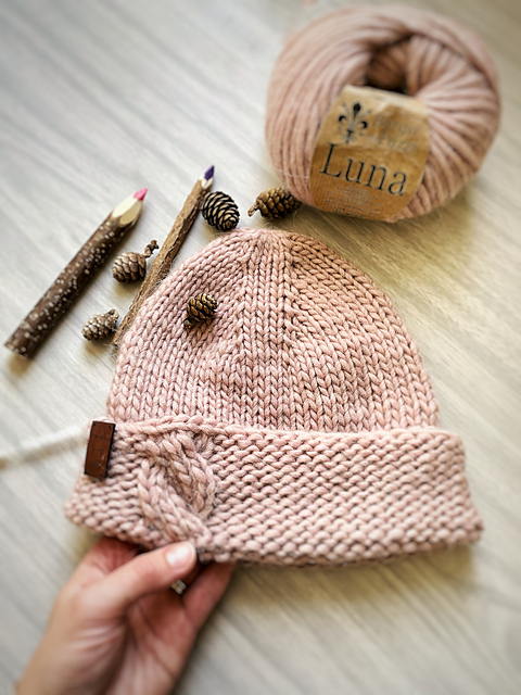 Marshmallow hat