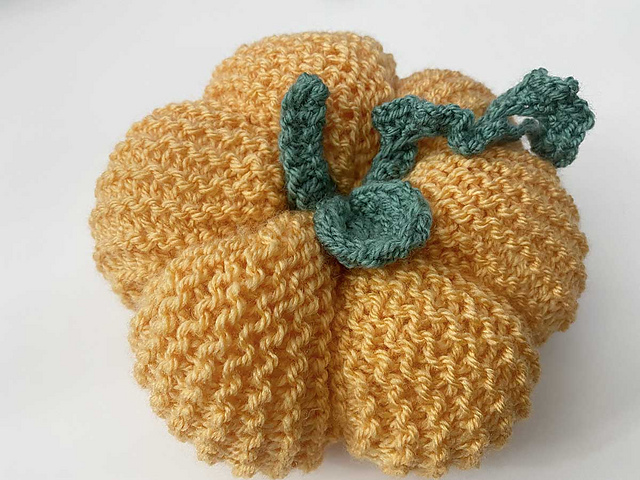 Little Knit Pumpkin