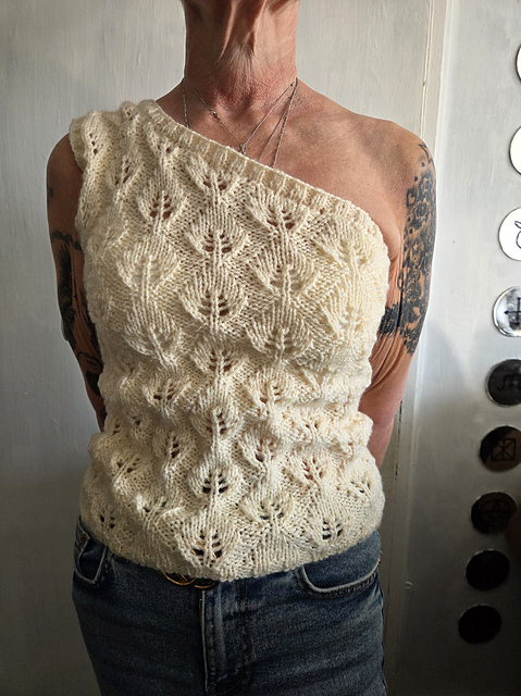The Thistle Witch Vest