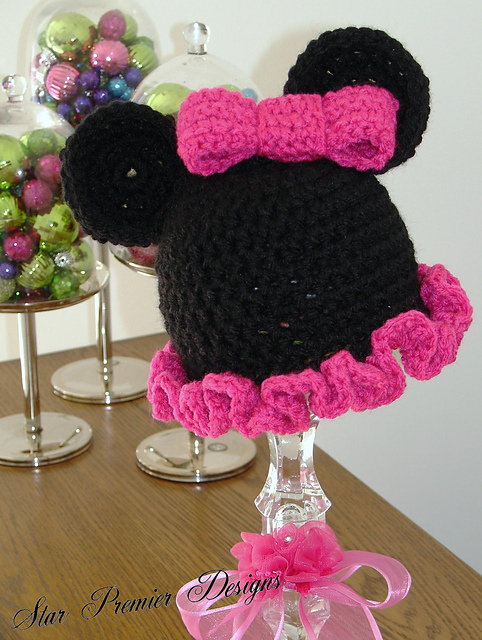 Minnie in Ruffles Newborn Beanie