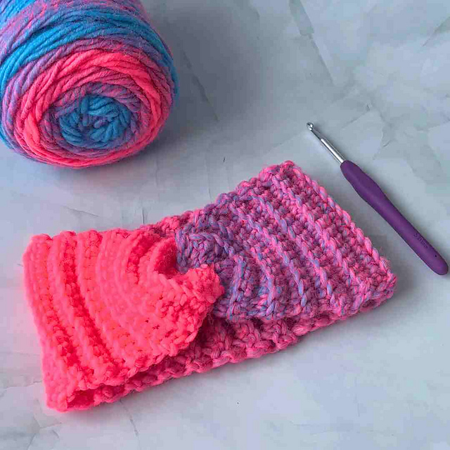 Easiest Twist Headband