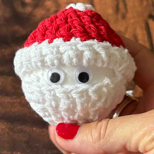 Peeking Santa Bauble