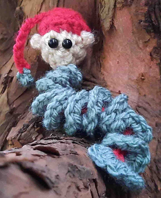 Elf Worry Worm