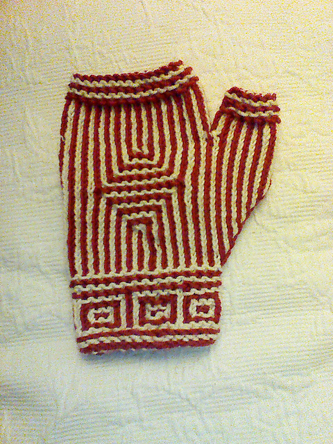 Twined-knit Fingerless Gloves