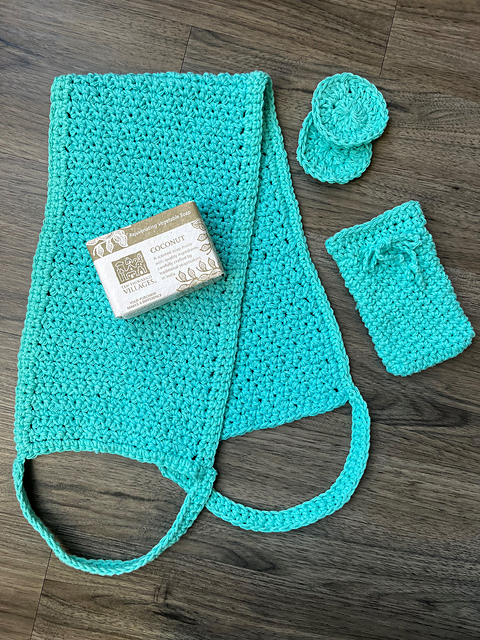 Eyelet Stitch Back Scrubber