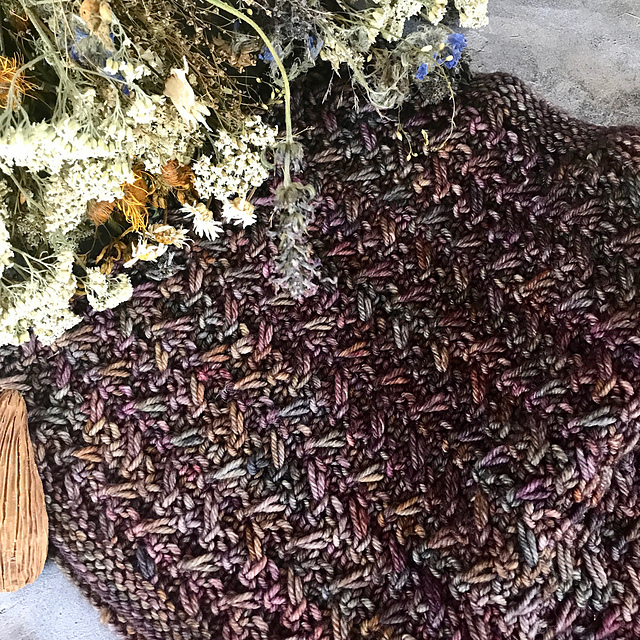 Mulberry Wine Cowl