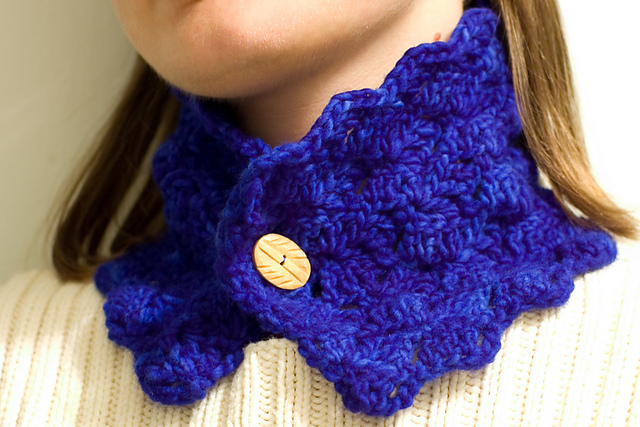 Crosshatch Cowl