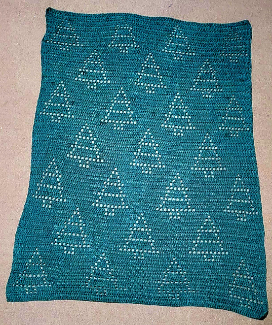 Christmas Trees Filet Blanket