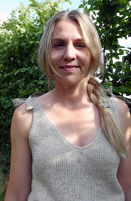 Lyra Top