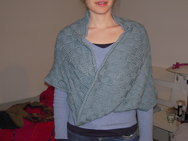 Weaved Möbius