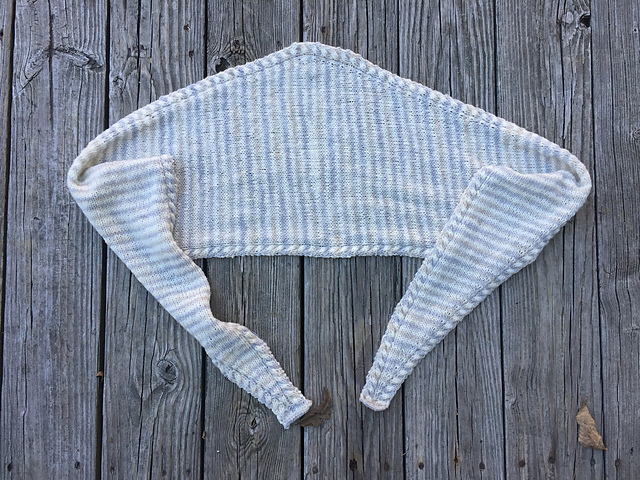 Cote des Neiges Scarf