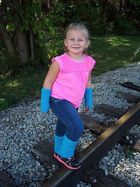 Leg Warmers & Fingerless Gloves
