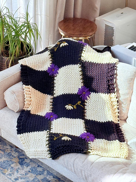 Garden Wall Blanket
