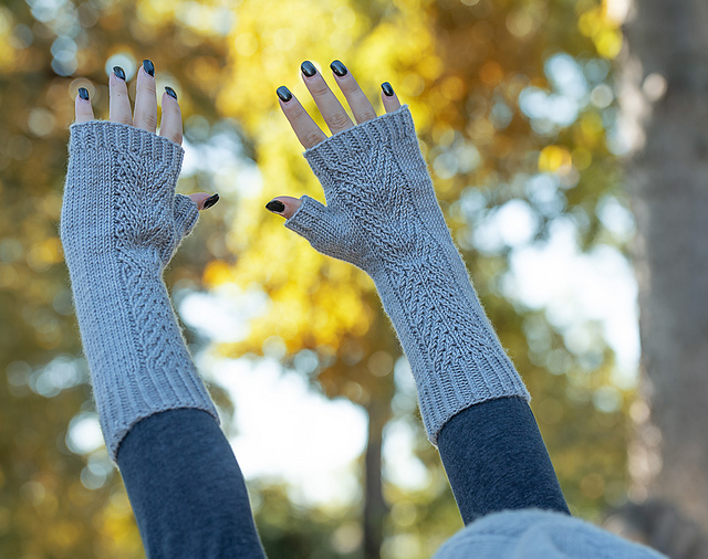 Inversion Mitts