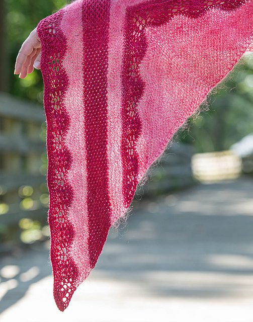 Ravelry: Floating Ribbons pattern by Jennifer Weissman