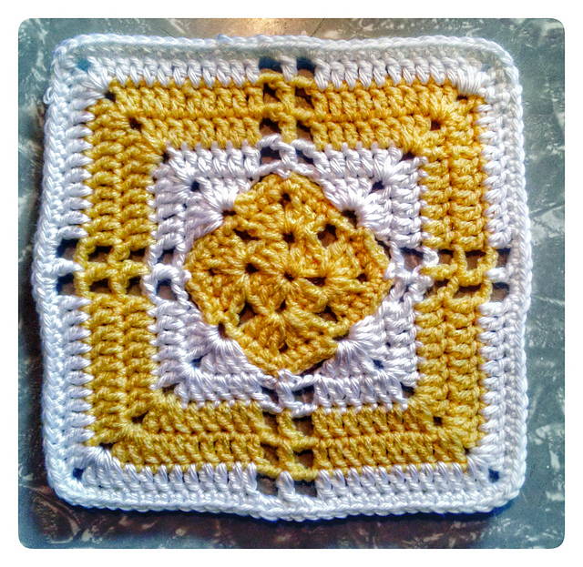Diamond Granny Square