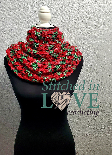 Visions of Holly Cowl and Hood - Fingering Weight