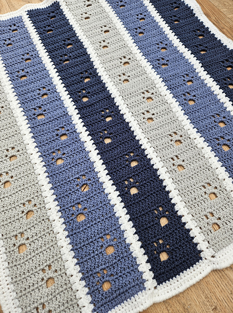 Paws Mile A Minute Blanket