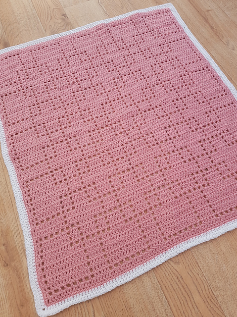 Cascading Cubes Blanket
