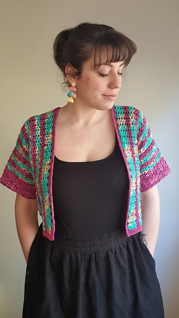 Ravelry: The Frankie Cardigan pattern by Trudy Stephens