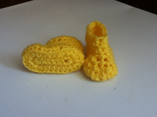 Basic Newborn Booties