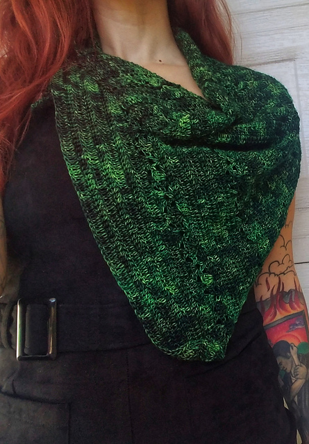 Outlander Inspired Forget-Me-Not Triangle Scarf