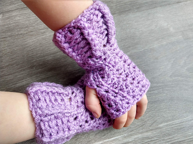 Children's Fingerless Gloves