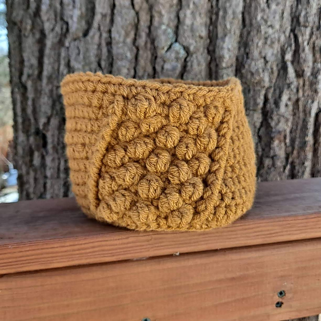 Tilted Texture Basket
