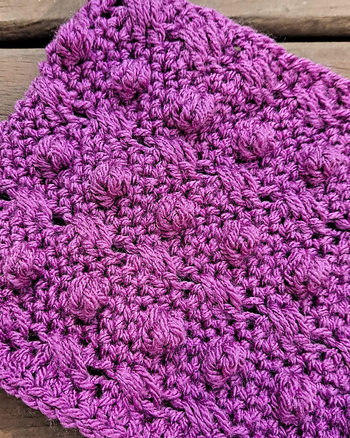 Lycka Cowl