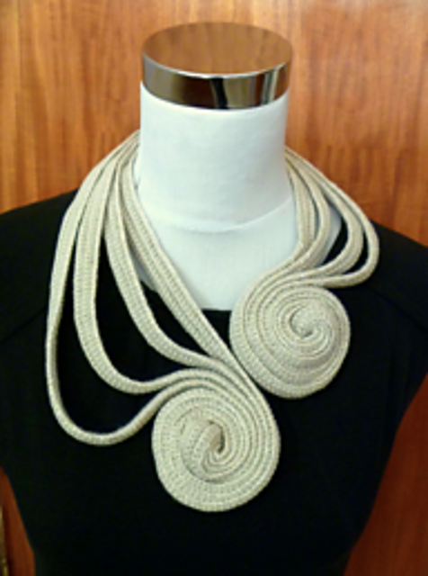 Circles in the Sand Neckpiece