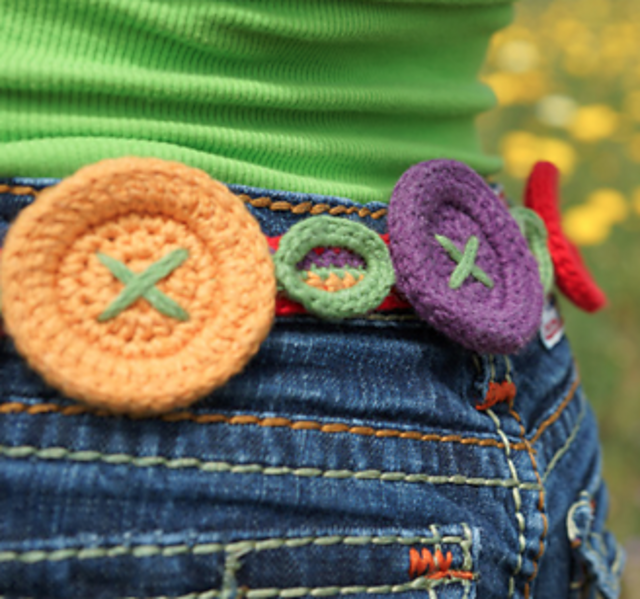 Buttons and Streamers Belt