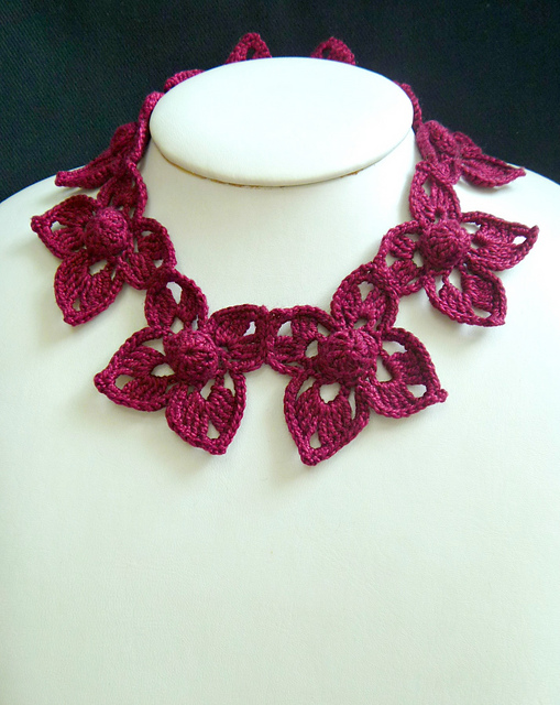 En Fleur Necklace