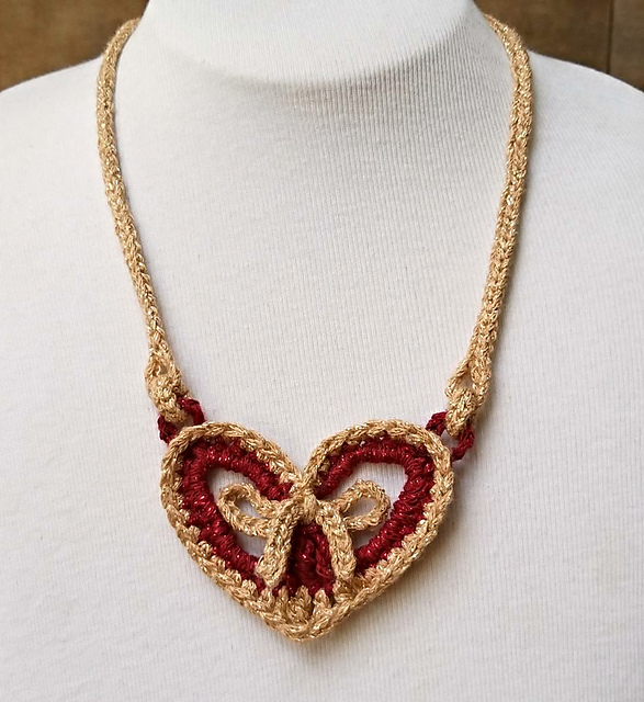 Queen of Hearts Necklace