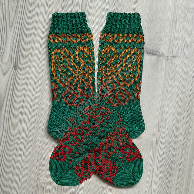 Draig Clymwaith Socks