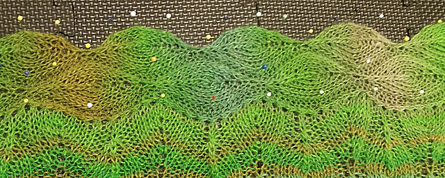 Double leaf border for shawl