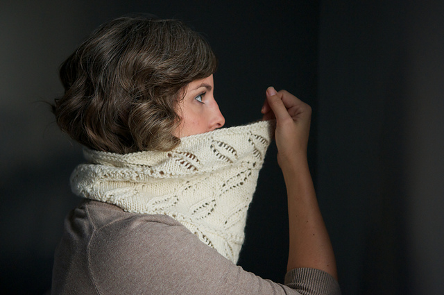 Trailing Vines Cowl
