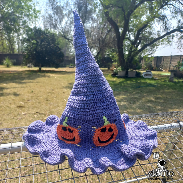 Jack O Lantern Witch Hat