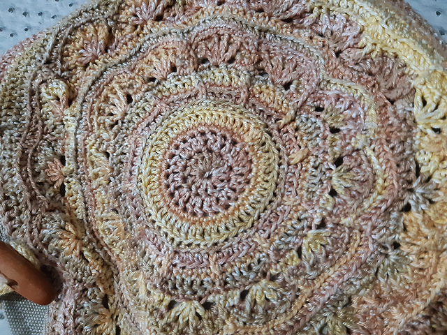 Round About the Bag - Handbag