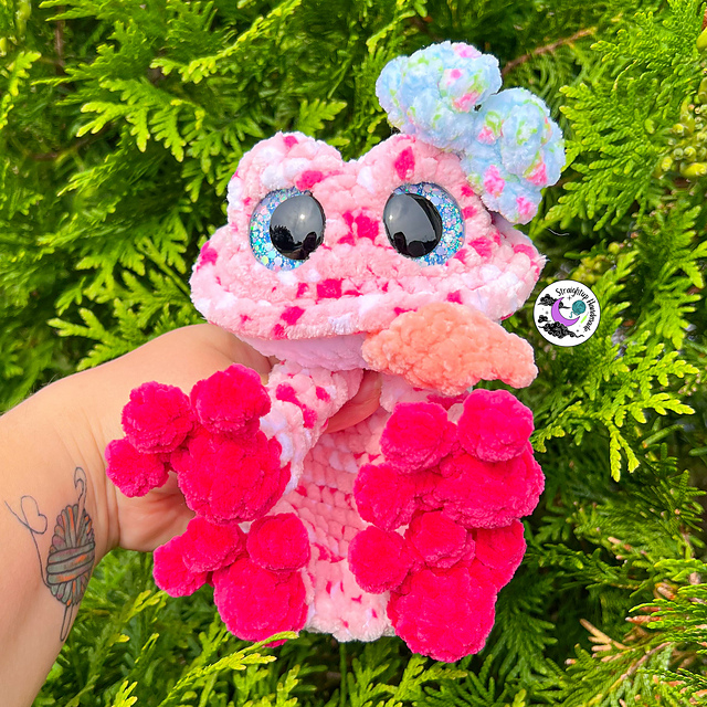 Ravelry: Freya the Frog Snuggler pattern by Straightup Handmade