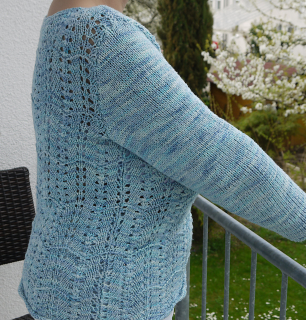 6049 Damenpullover mit Lochmuster