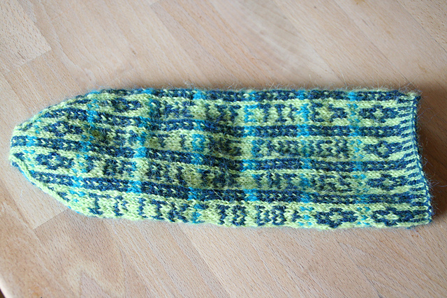Hilma's Gloves