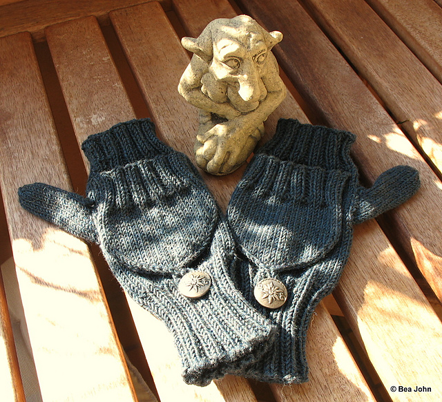 Manly-Man Man Mittens
