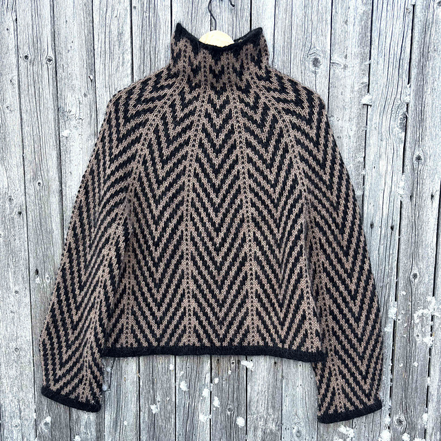Arrow Sweater
