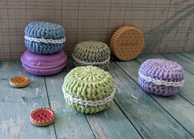 Little Bottle Cap Macarons