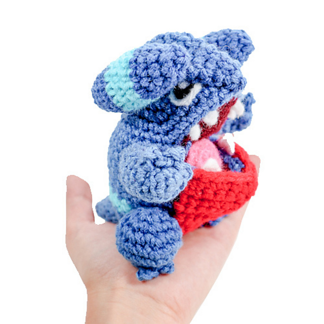 Pokemon Gible Amigurumi