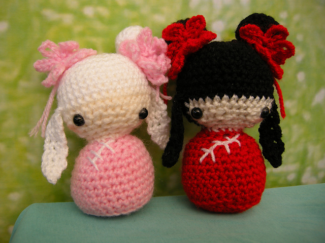 Amigurumi Chinese kokeshi doll