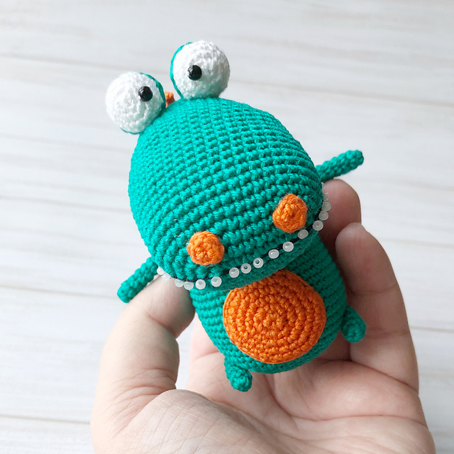 crocodile  toy