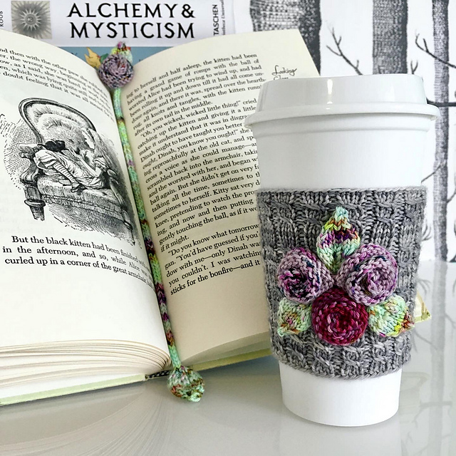 Coffee Books & Roses